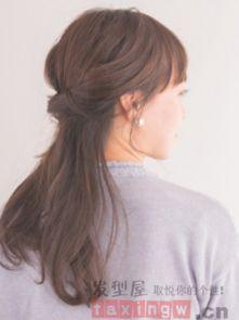 成人女人扎发视频,跟随视频教程，打造时尚女性扎发造型