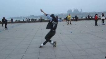 成人轮滑倒滑刹车视频,视频教学带你轻松掌握