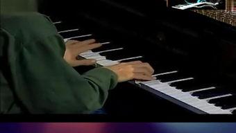 成人钢琴简单歌曲视频,跟随视频轻松学会经典曲目