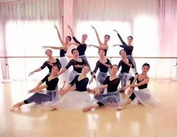 外婆成人舞蹈视频大全教学,成人舞蹈视频大全教学解析